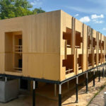 Construction en CLT par AVLN. Ecole Poelbos à Jette