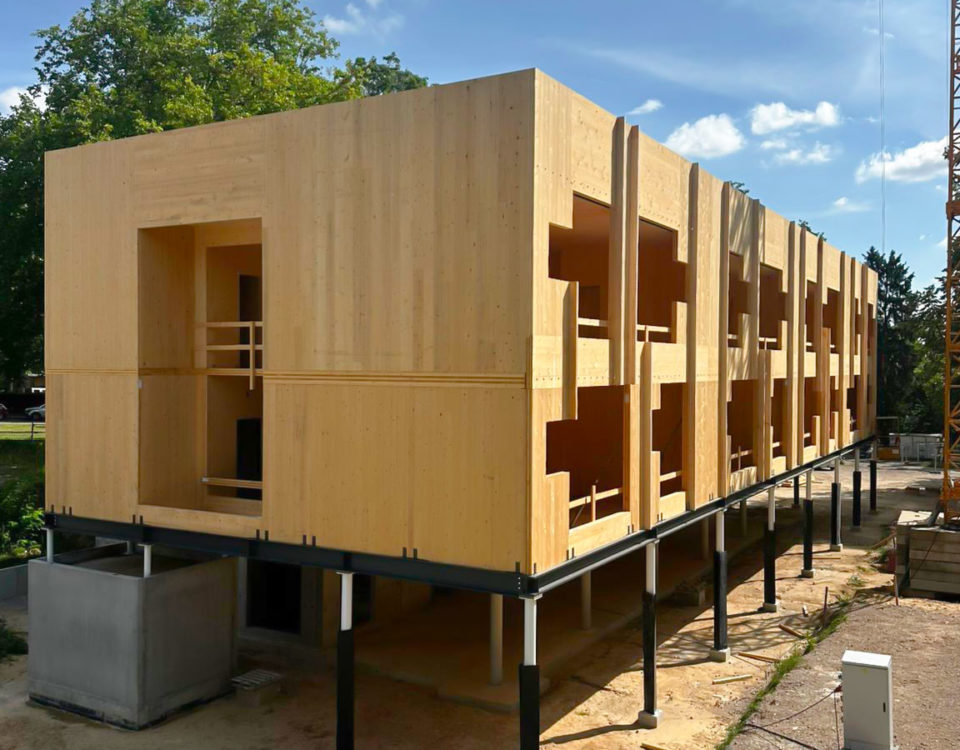 Construction en CLT par AVLN. Ecole Poelbos à Jette